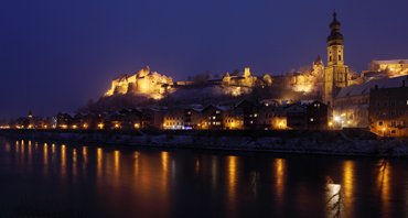 24 12 Burghausen Altstadt Burghausen bei Nacht Winter Touris